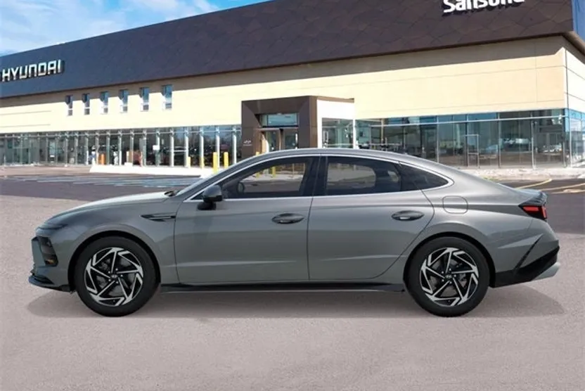 2026 Hyundai Sonata SEL Sport photo 1