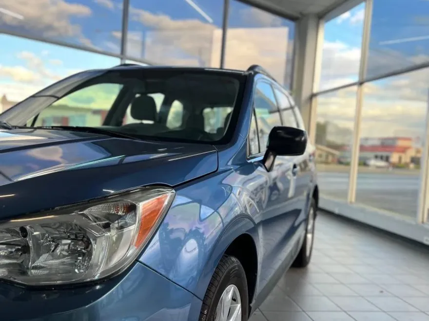 2015 Subaru Forester 2.5i Sport photo 1