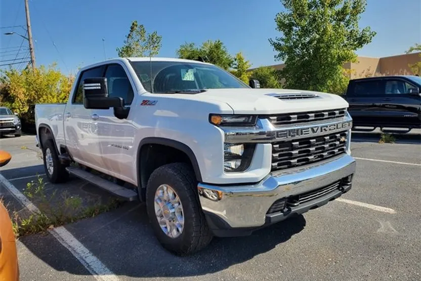 2023 Chevrolet Silverado 2500HD LT photo 1