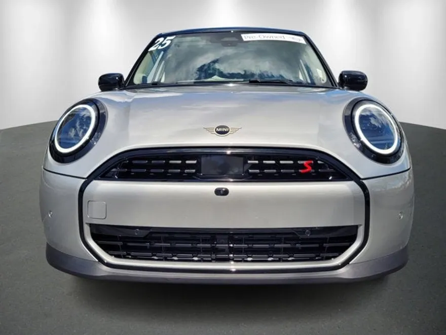 2025 Mini Cooper 4 Door Hardtop S Iconic photo 1
