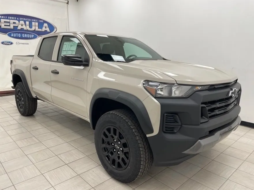 2026 Chevrolet Colorado Trail Boss photo 1