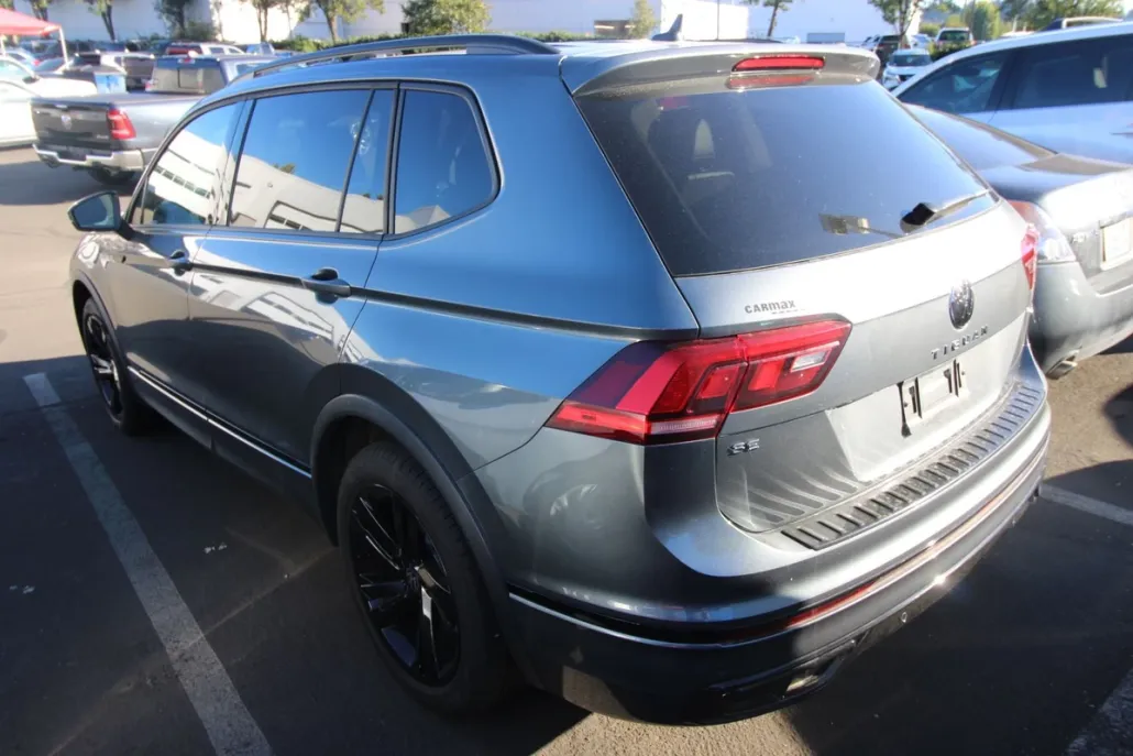 2021 Volkswagen Tiguan SE R-Line Black photo 1