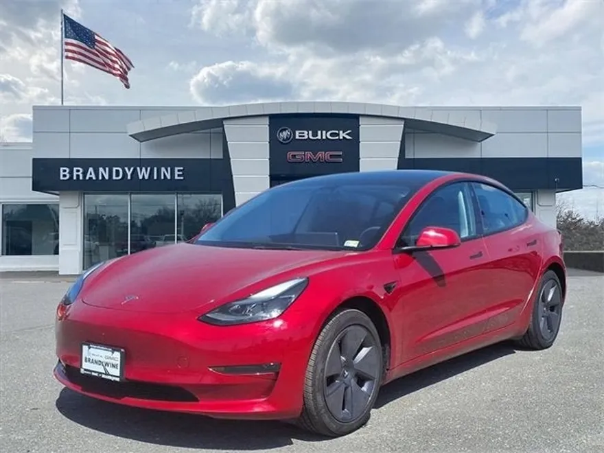 2023 Tesla Model 3 photo 1