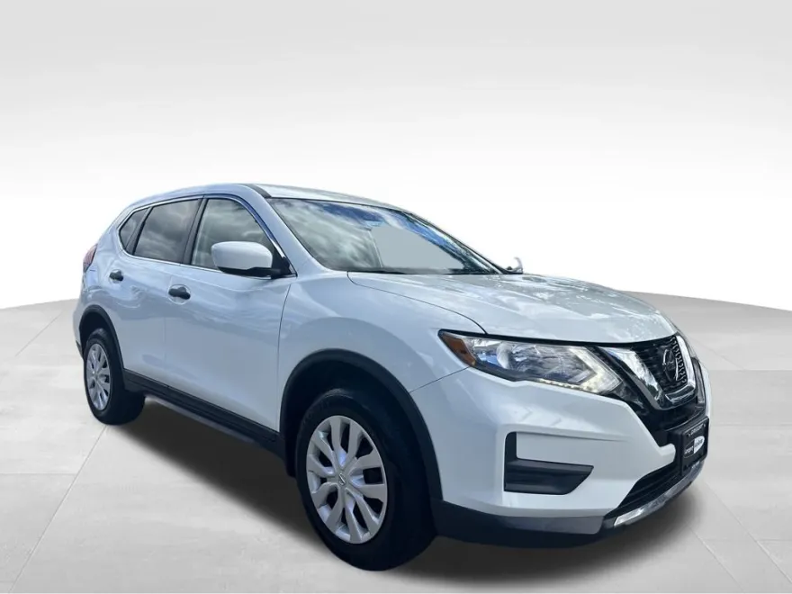2019 Nissan Rogue S AWD photo 1