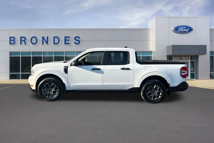 2024 Ford Maverick XLT photo 1