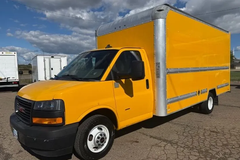 2021 Gmc Savana 3500 Cutaway photo 1
