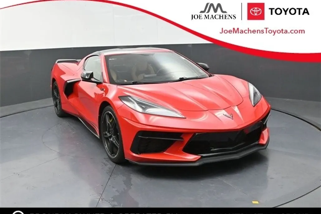 2020 Chevrolet Corvette Stingray 2LT photo 1