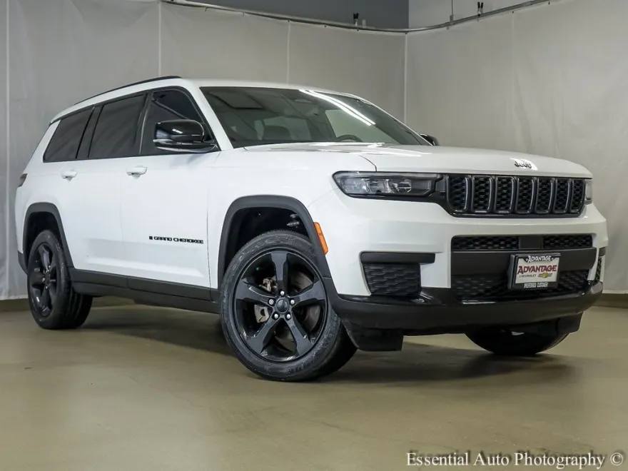 2023 Jeep Grand Cherokee Altitude photo 1