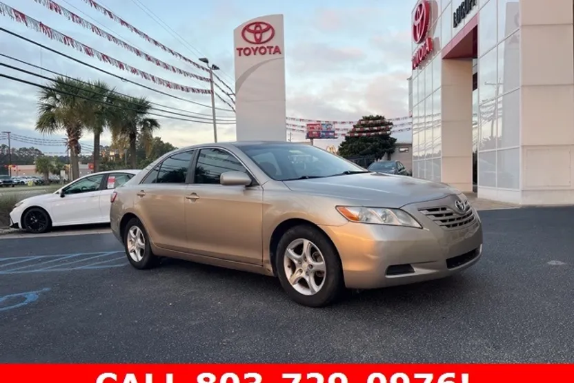 2007 Toyota Camry LE photo 1
