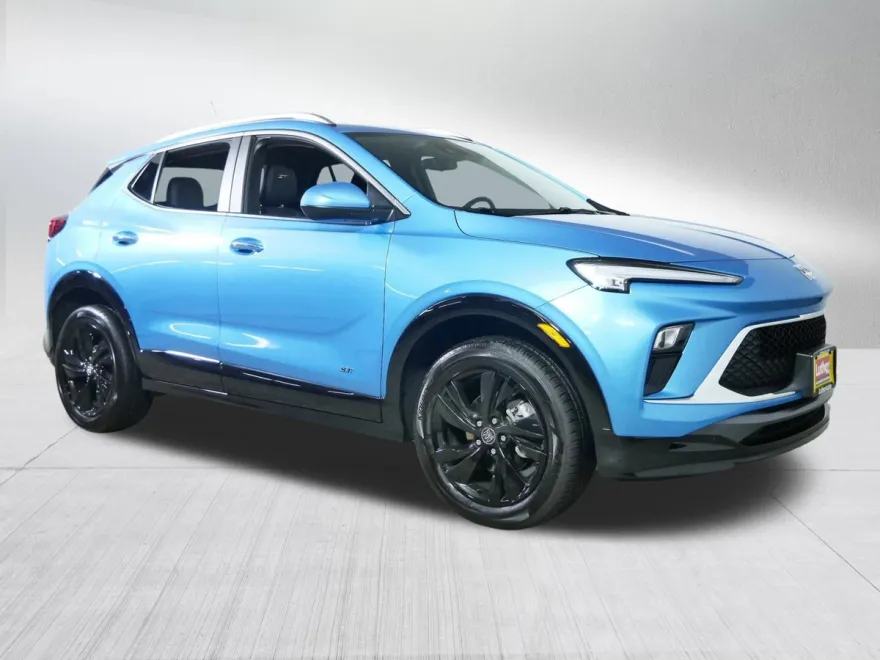 2025 Buick Encore GX Sport Touring photo 1