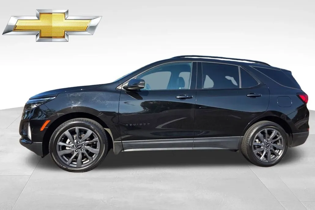 2022 Chevrolet Equinox RS photo 1