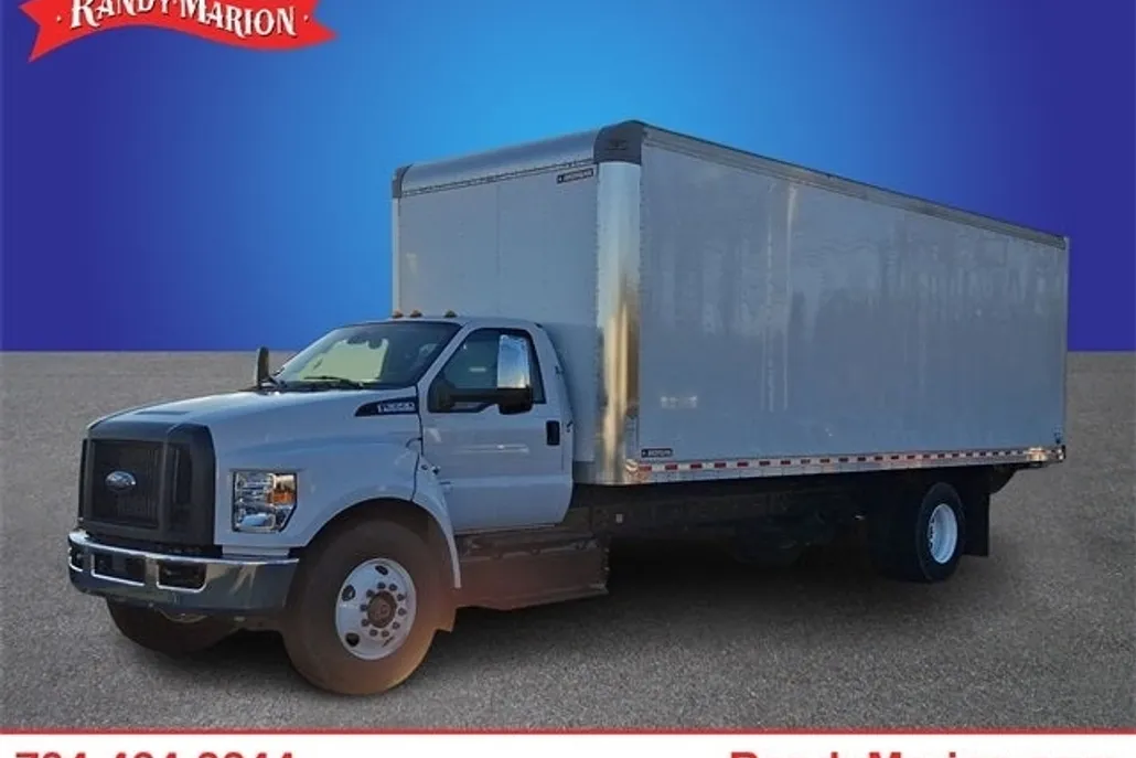 2023 Ford F-650 photo 1