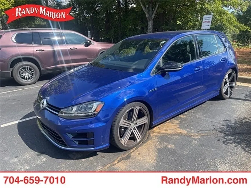2016 Volkswagen Golf R Base 4Motion photo 1