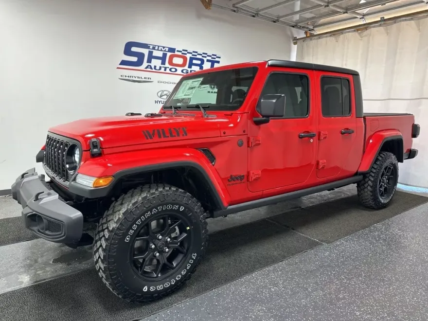 2025 Jeep Gladiator Willys photo 1