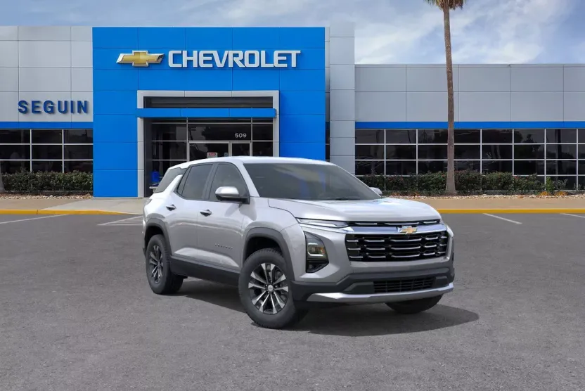 2026 Chevrolet Equinox LT photo 1
