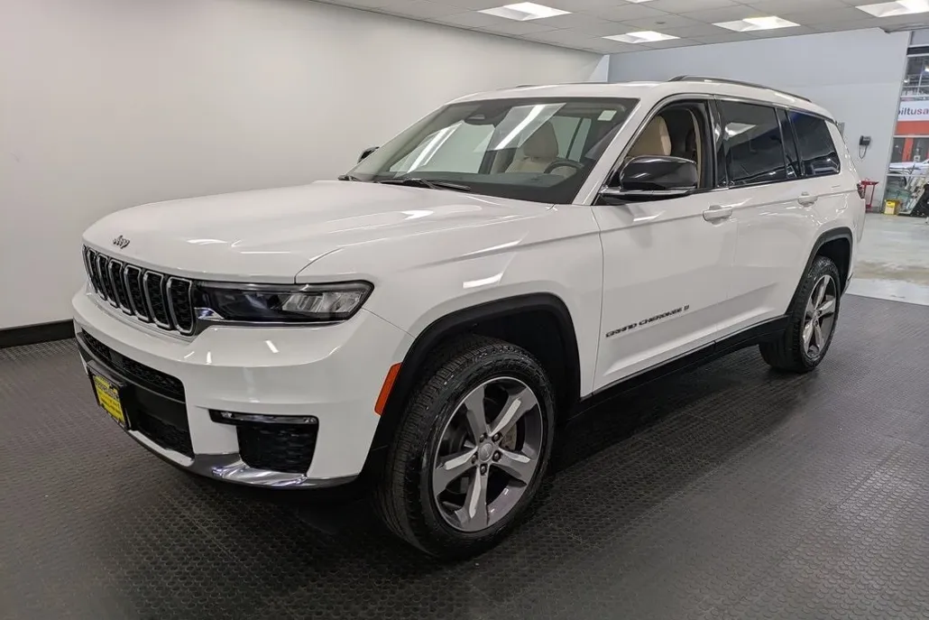 2021 Jeep Grand Cherokee Limited photo 1