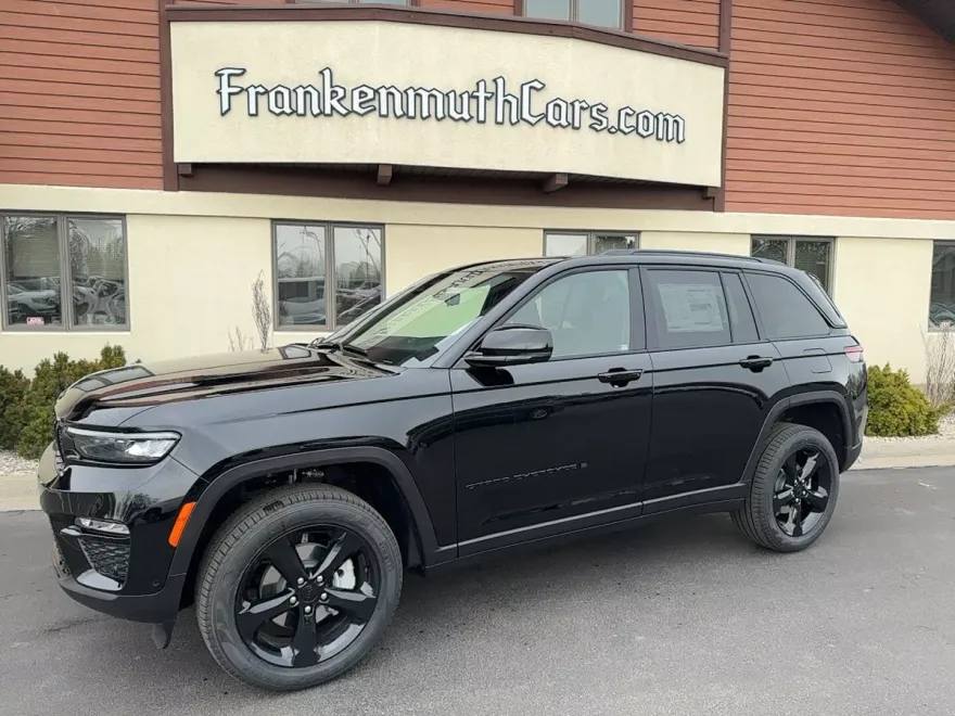 2025 Jeep Grand Cherokee Limited photo 1