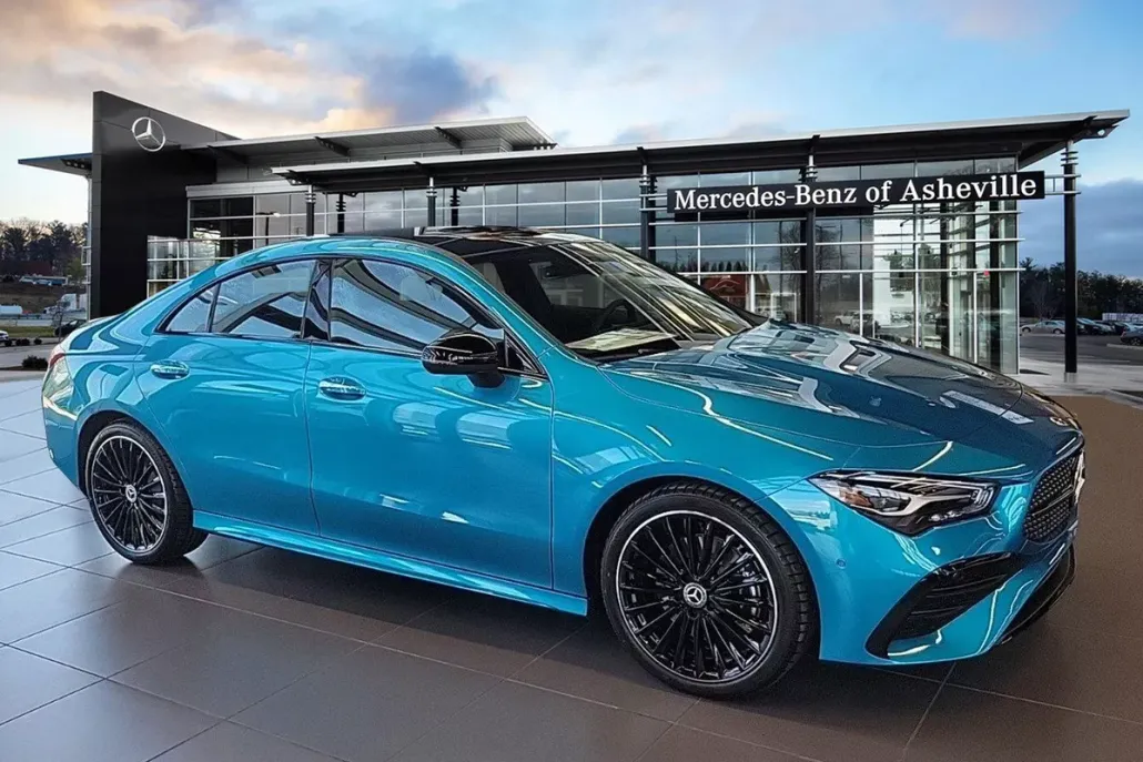 2025 Mercedes Benz CLA 250 4MATIC photo 1