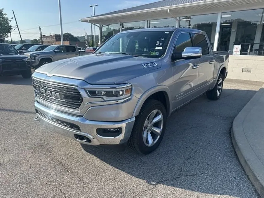2022 Ram 1500 Limited photo 1