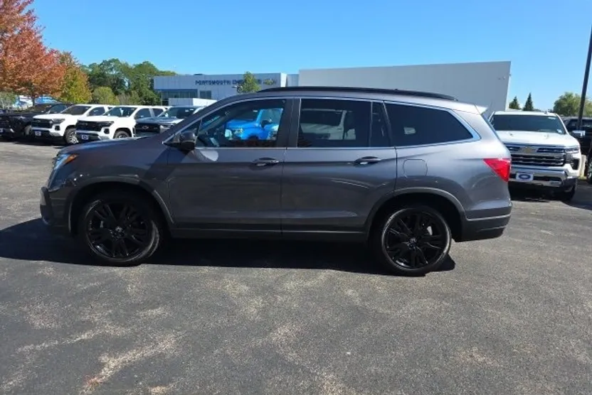 2022 Honda Pilot Special Edition photo 1