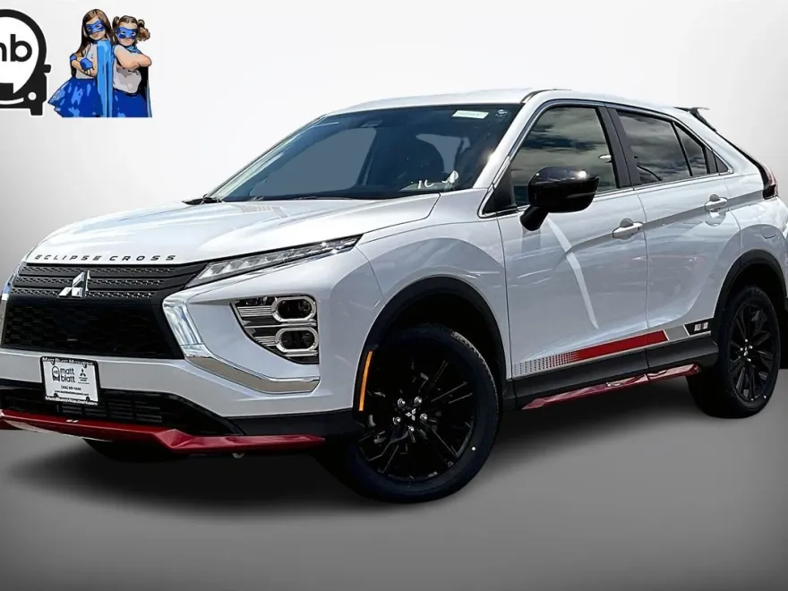 2024 Mitsubishi Eclipse Cross LE photo 1