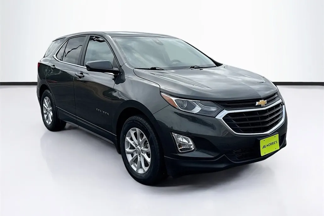 2021 Chevrolet Equinox LT photo 1