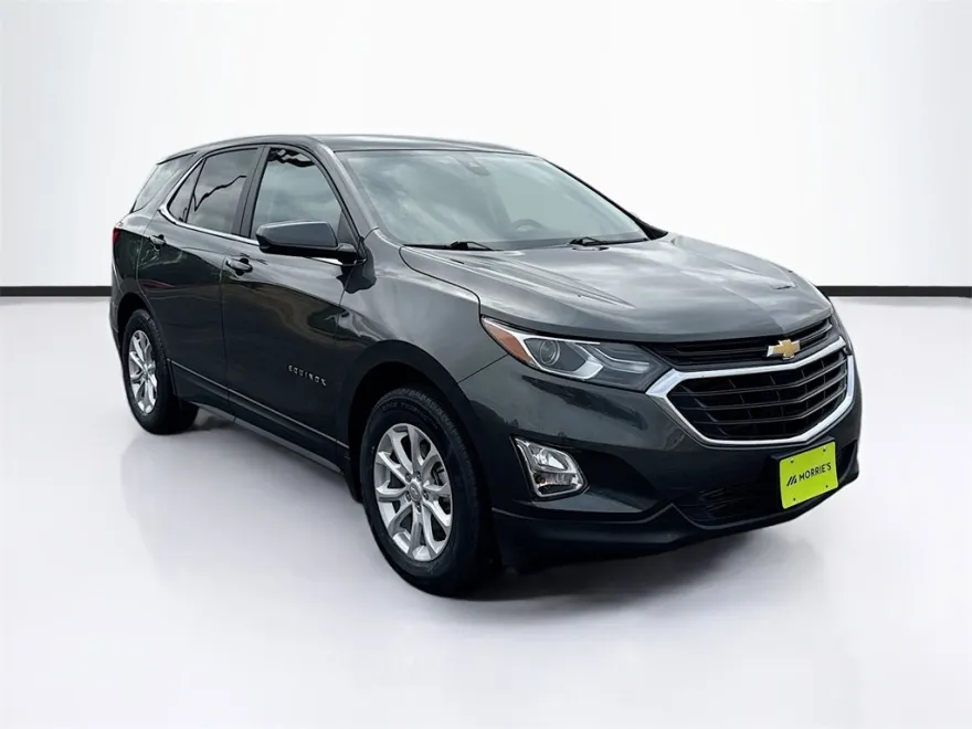 2021 Chevrolet Equinox LT photo 1