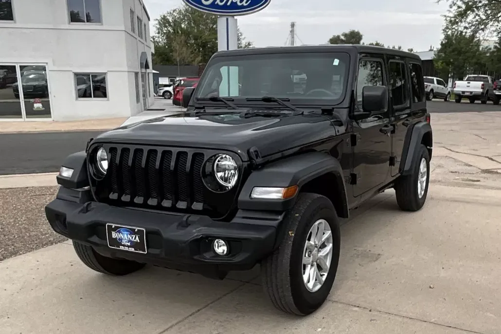 2023 Jeep Wrangler Sport S photo 1