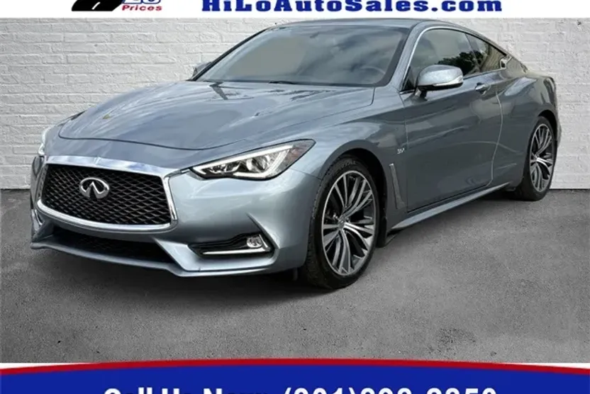 2017 Infiniti Q60 3.0t Premium photo 1