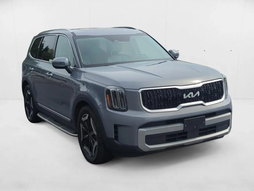 2023 Kia Telluride EX photo 1