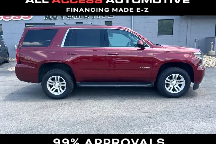 2016 Chevrolet Tahoe LT photo 1
