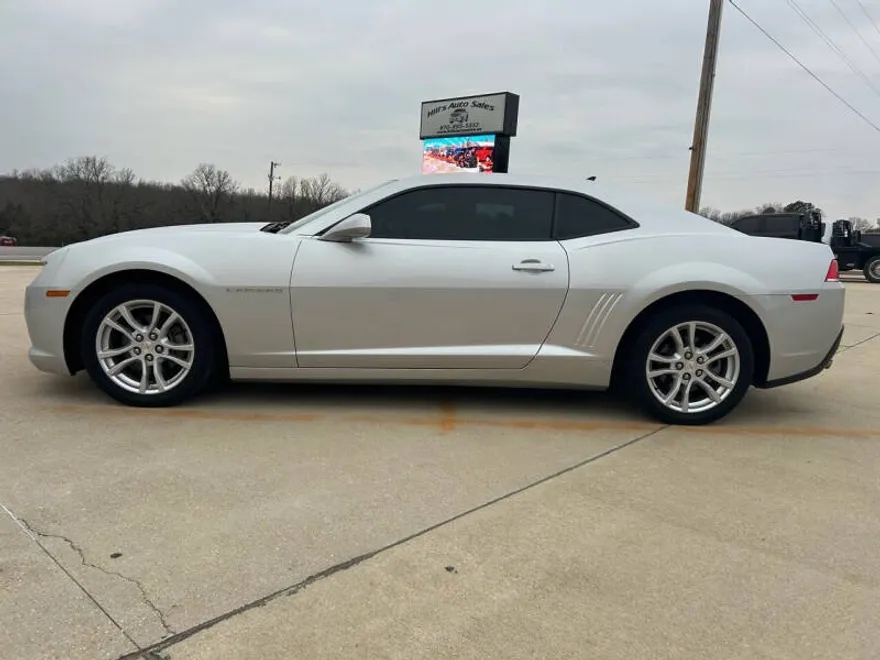 2015 Chevrolet Camaro Coupe photo 1
