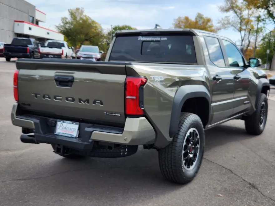 2025 Toyota Tacoma TRD Off-Road photo 1