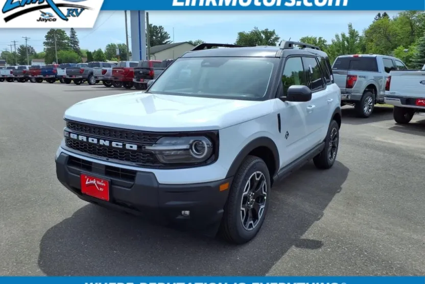 2025 Ford Bronco Sport Outer Banks photo 1