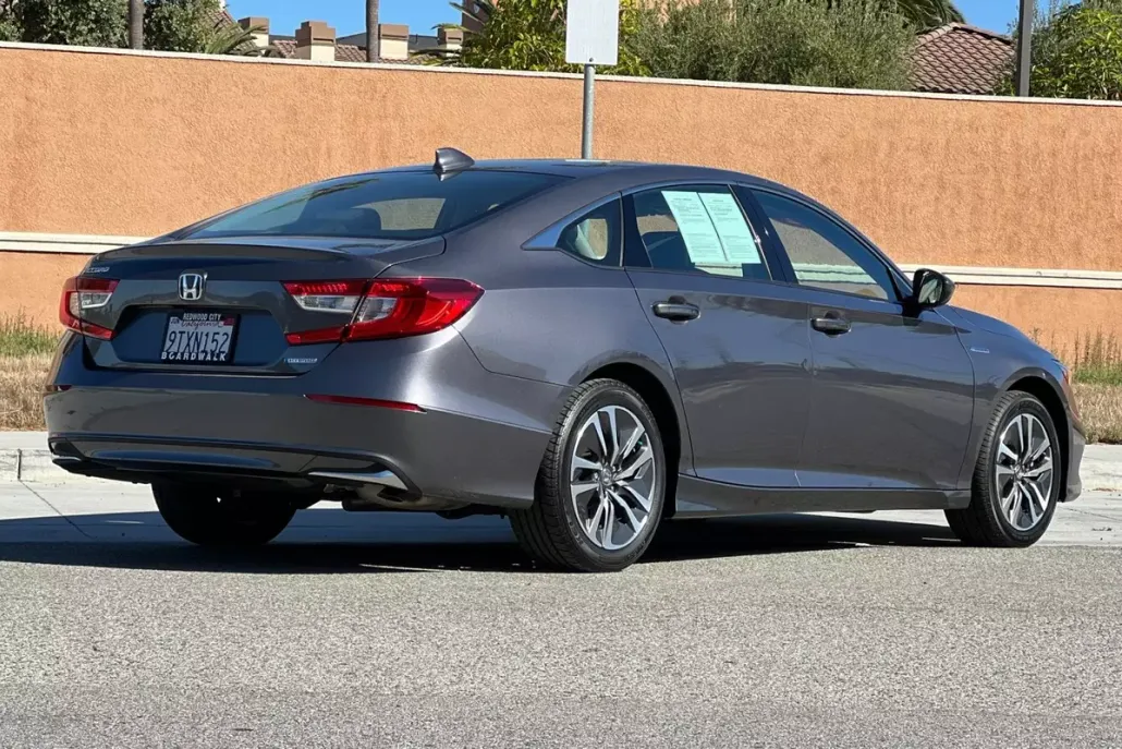 2022 Honda Accord Hybrid photo 1
