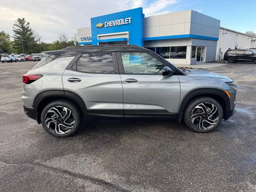 2024 Chevrolet Trailblazer RS photo 1