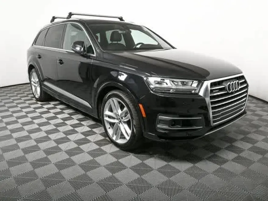 2017 Audi Q7 3.0T Prestige photo 1