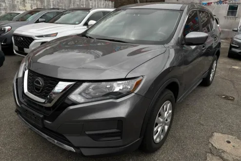 2018 Nissan Rogue S photo 3