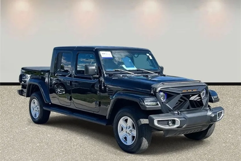 2023 Jeep Gladiator Sport photo 1