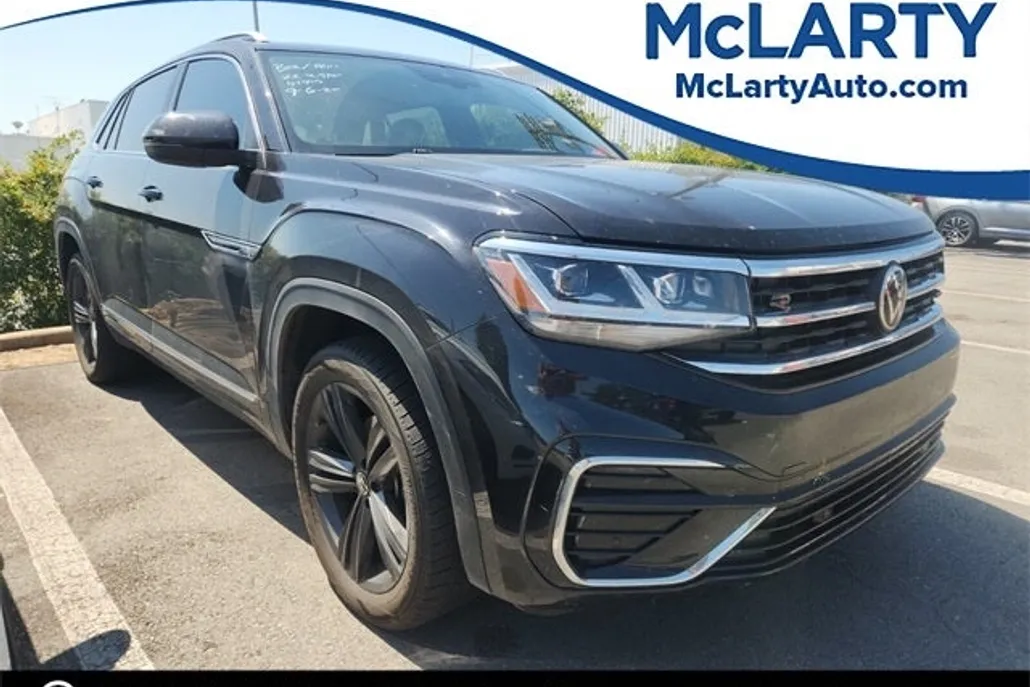 2022 Volkswagen Atlas Cross Sport V6 SEL R-Line photo 1