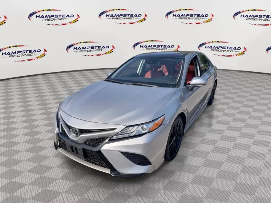 2020 Toyota Camry XSE photo 1
