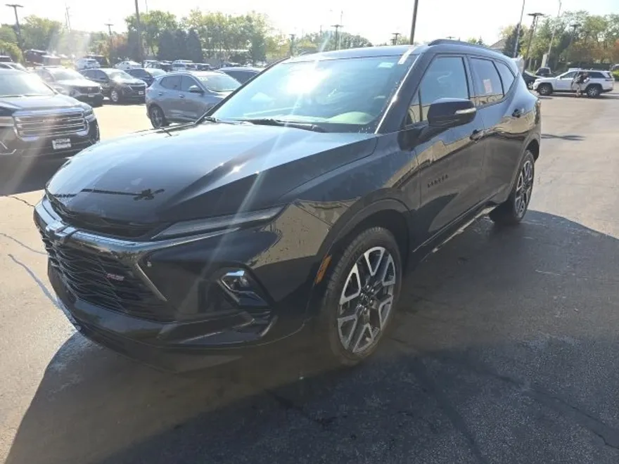 2025 Chevrolet Blazer RS photo 1