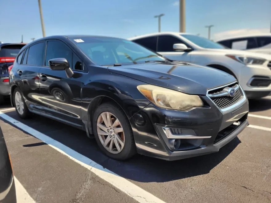 2015 Subaru Impreza 2.0i Premium photo 1