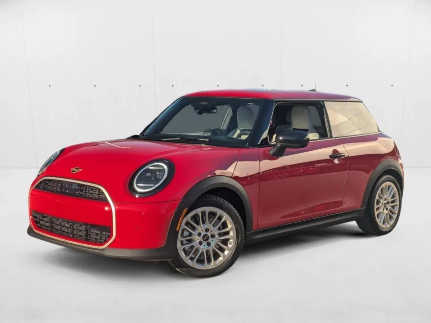 2025 Mini Cooper Hardtop 2 Door Signature photo 1