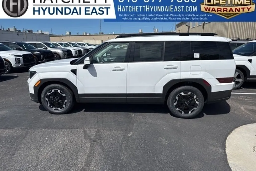 2025 Hyundai Santa Fe SEL photo 1
