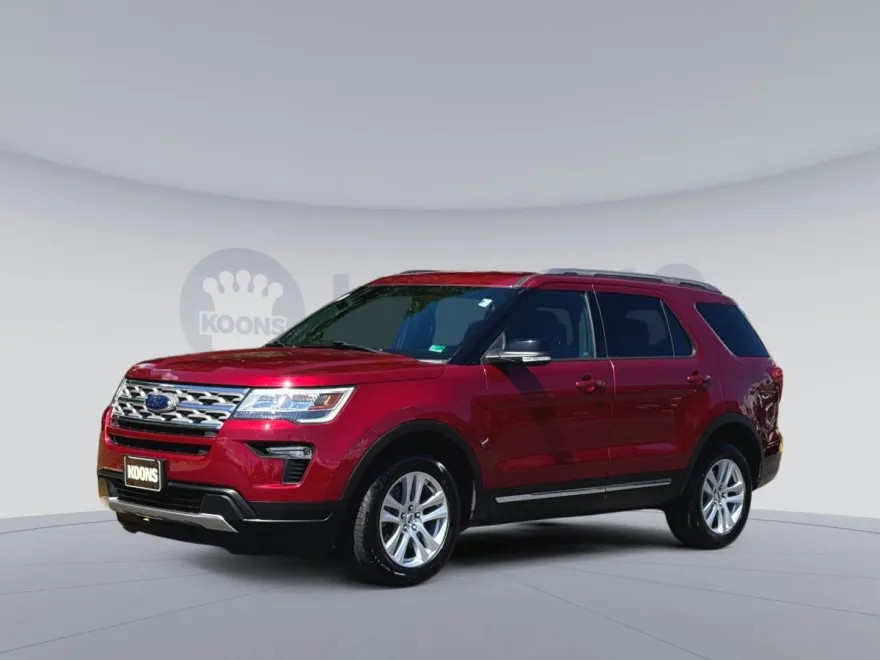 2018 Ford Explorer XLT photo 1