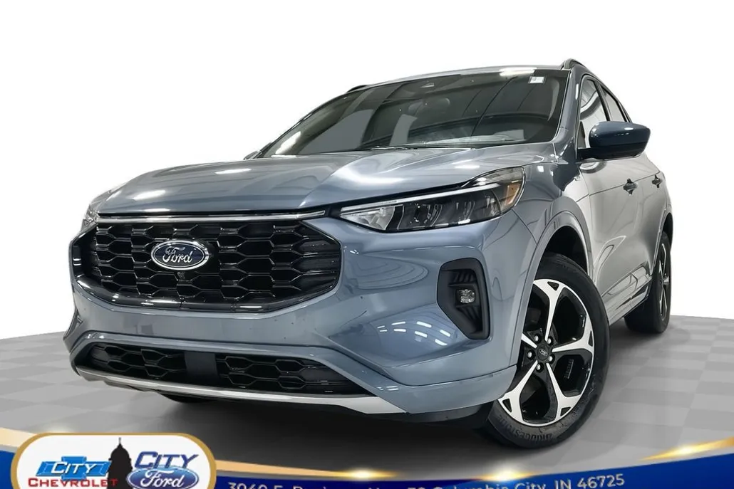 2024 Ford Escape ST-Line Select photo 1