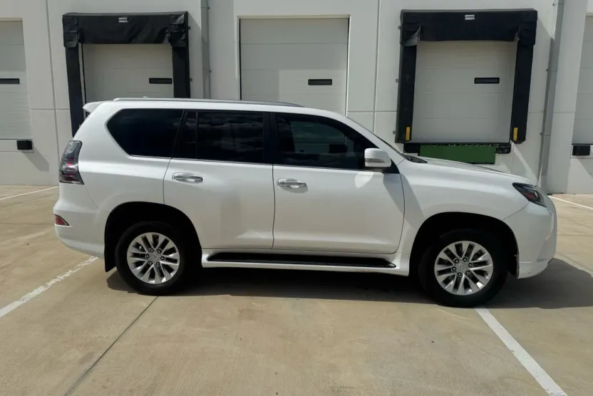 2021 Lexus GX 460 photo 1