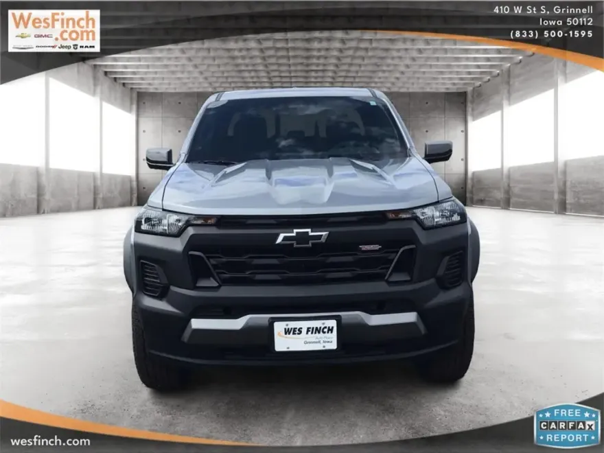 2025 Chevrolet Colorado Trail Boss photo 1