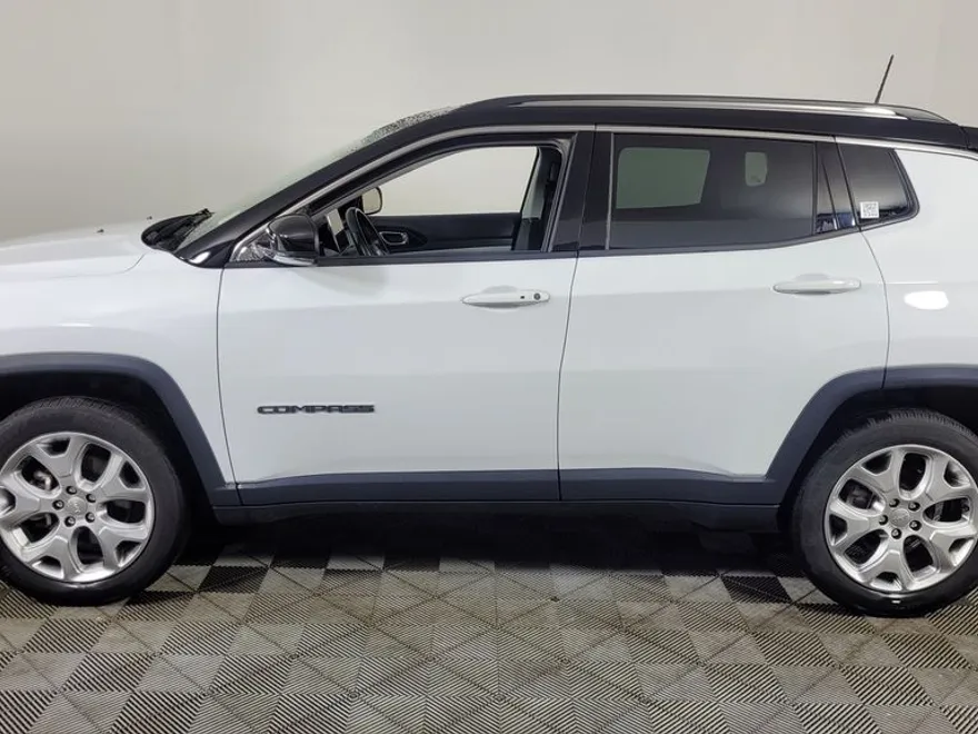 2022 Jeep Compass Limited photo 1